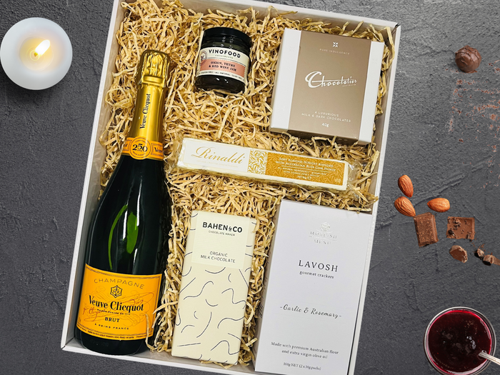 Veuve Gift Box Christmas